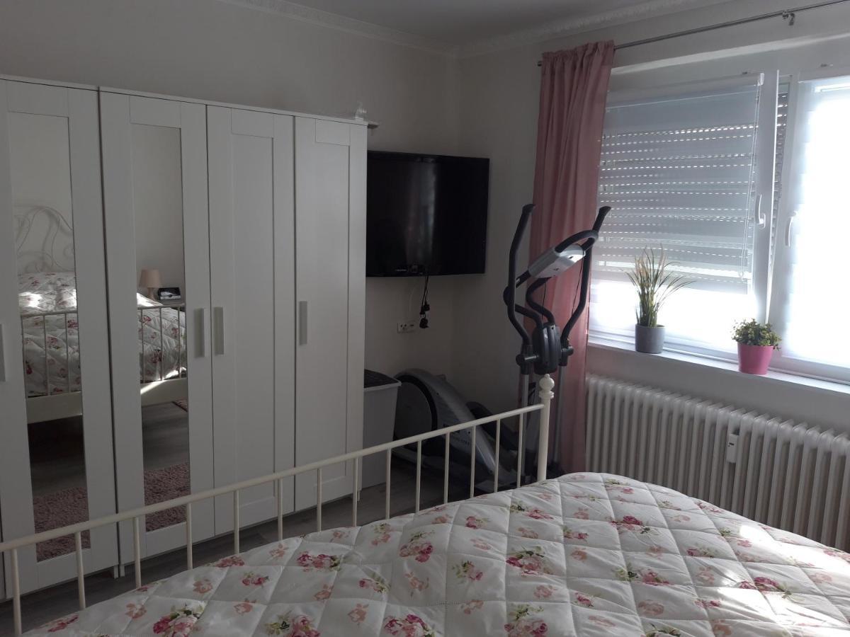 Ferienwohnung Finkenzeller Jever Extérieur photo